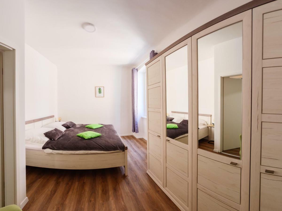 Franckina Hisa Apartment Izola Luaran gambar